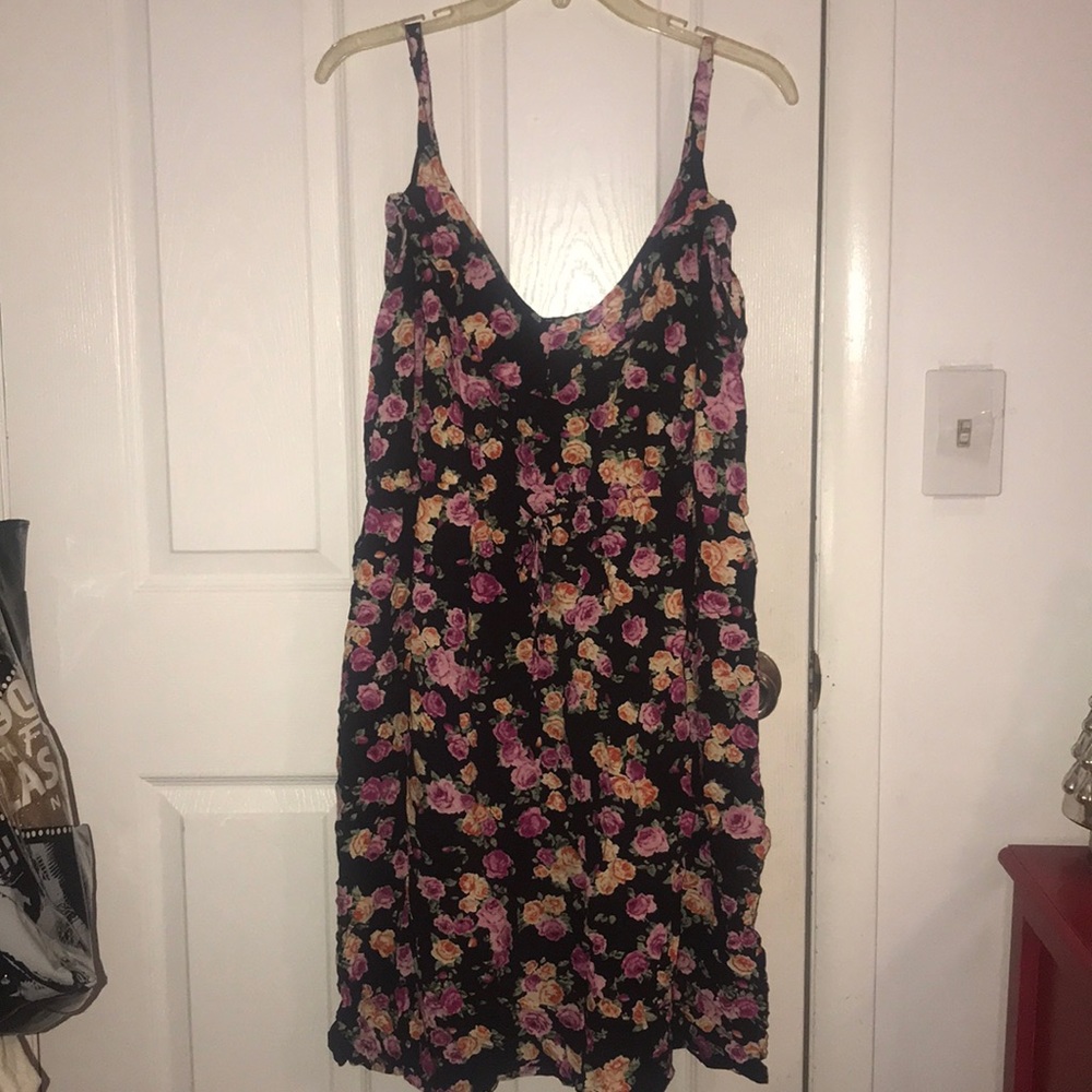 Torrid size 4 summer dress
